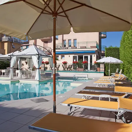 Hotel Ute 3*