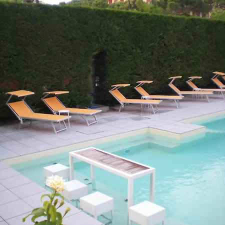 Hotel Ute 3*