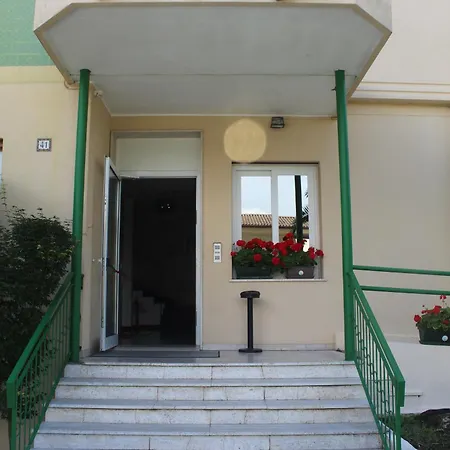 Ute Hotel